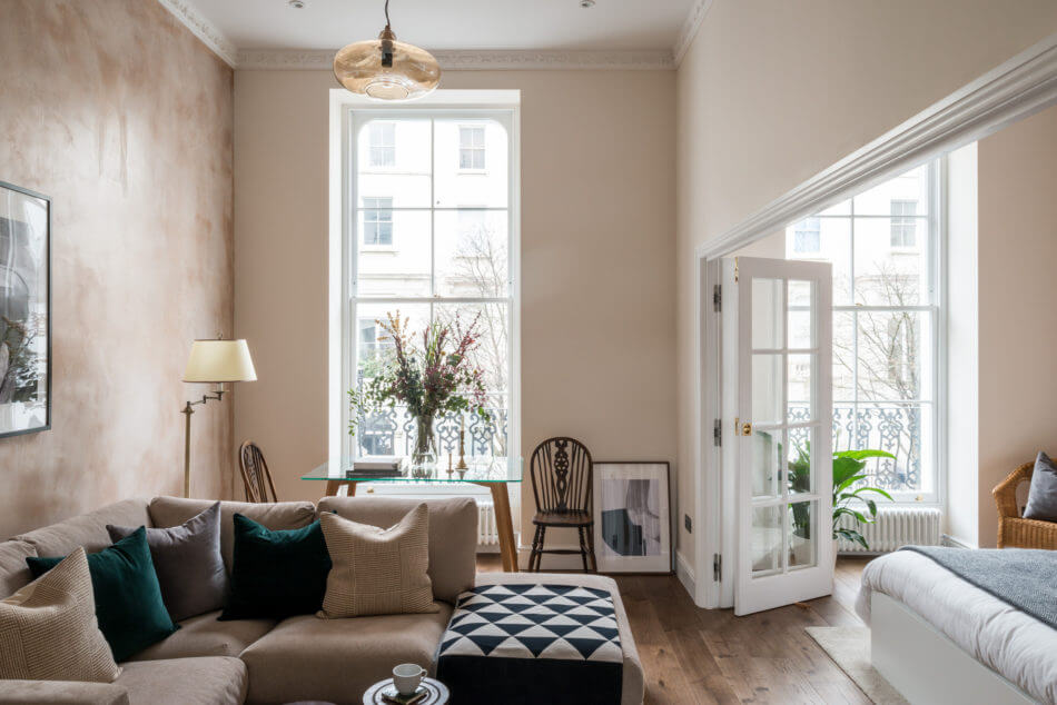 An Elegant Small Pink Apartment in London 1 small pink apartment london nordroom An Elegant Small Pink Apartment in London