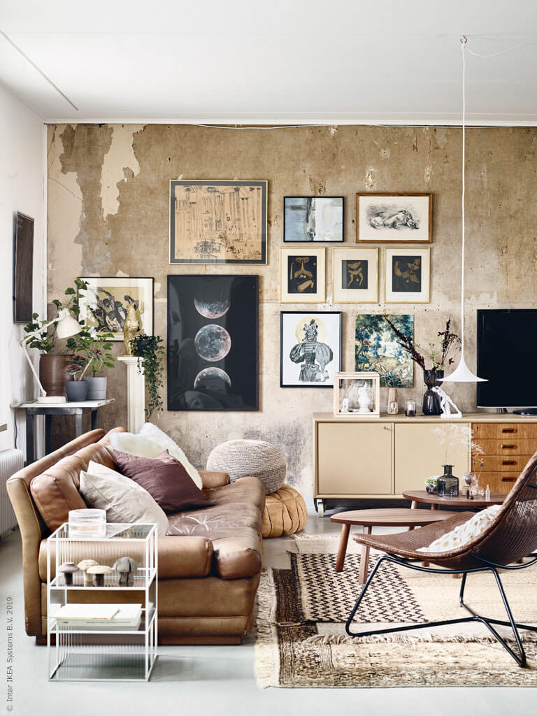 A Stunning Art-Filled Living Room with Eye-Catching Walls