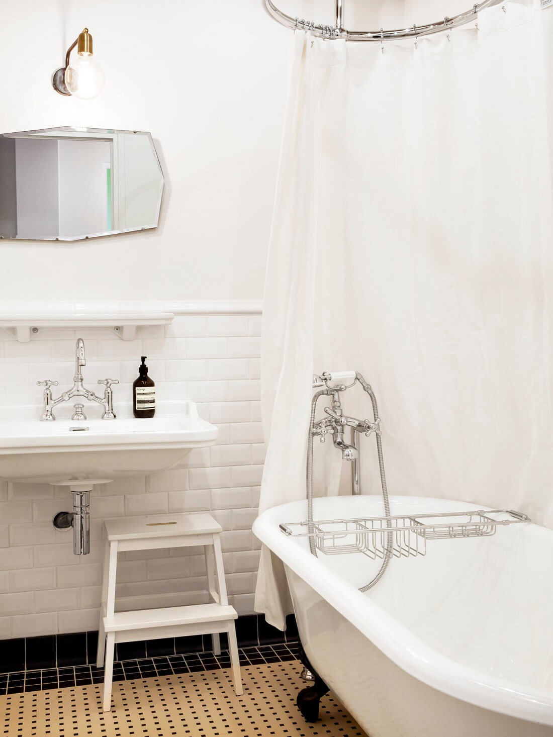 Original Details and Industrial Touches in a Family Home in Paris 14 industrial original details family home paris nordroom13 Original Details and Industrial Touches in a Family Home in Paris