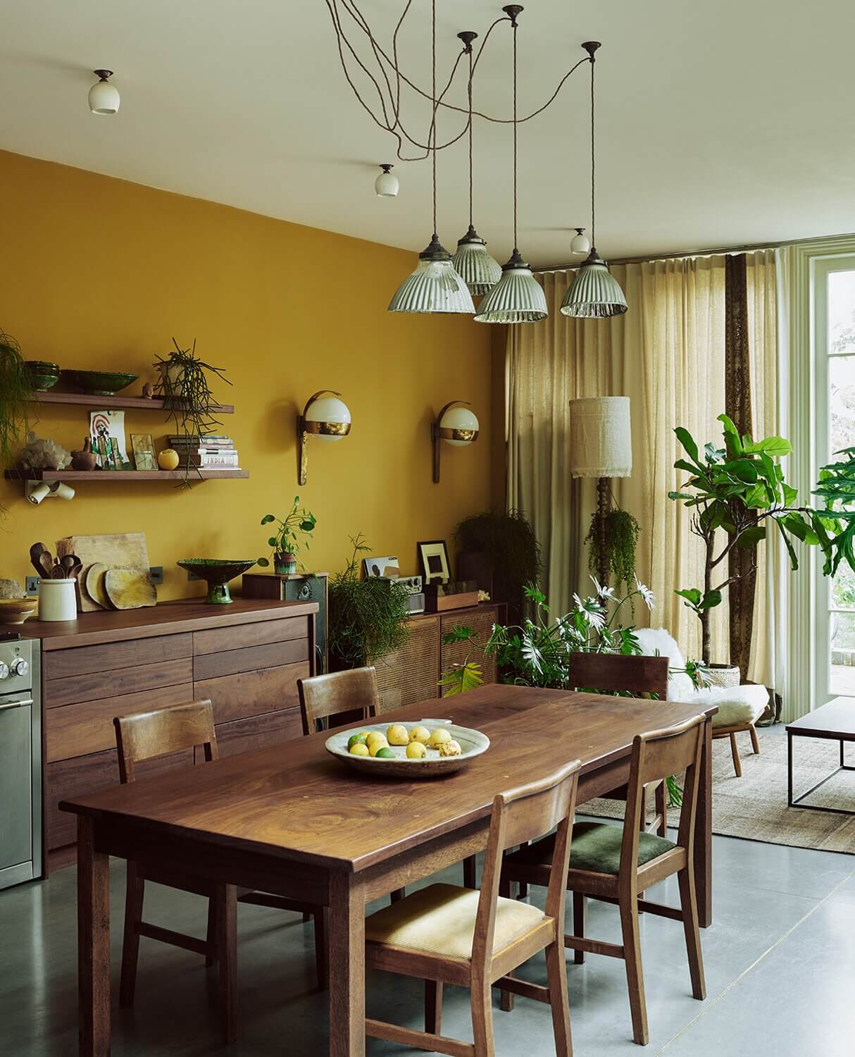A Colorful London Home Filled with Re-Used Materials 7 colorful london home reused materials nordroom6 A Colorful London Home Filled with Re-Used Materials