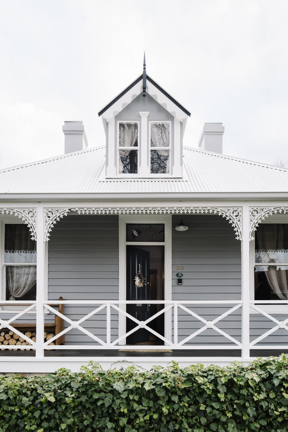 Lumière Lodge | A Creative Vintage Cottage in Australia 21 lumiere lodge vintage cottage australia nordroom20 Lumière Lodge | A Creative Vintage Cottage in Australia