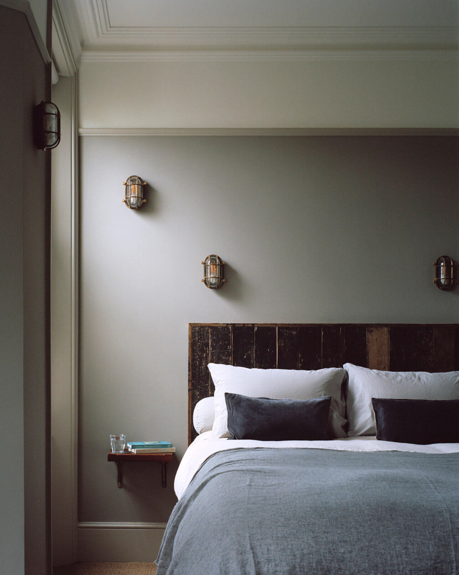 A Victorian Home in London Remodeled by Mark Lewis 16 victorian home london nordroom15 A Victorian Home in London Remodeled by Mark Lewis