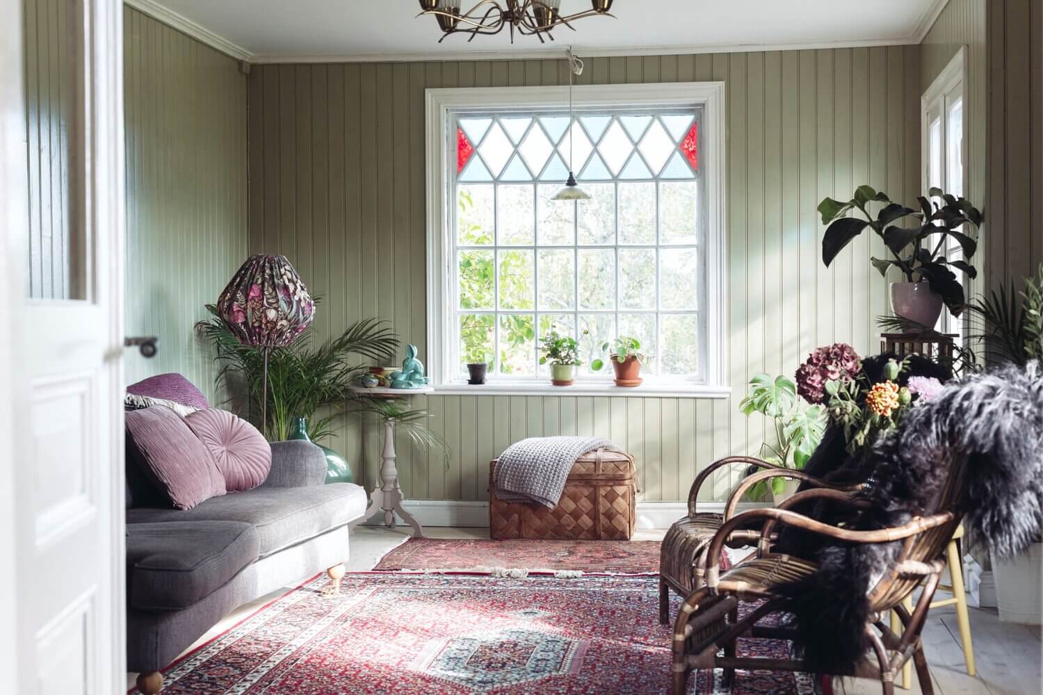 A Cozy Vintage Look For a Traditional Swedish Home 3 FloralsandOriginalDetailsinaTraditionalSwedishHome TheNordroom2 1 A Cozy Vintage Look For a Traditional Swedish Home