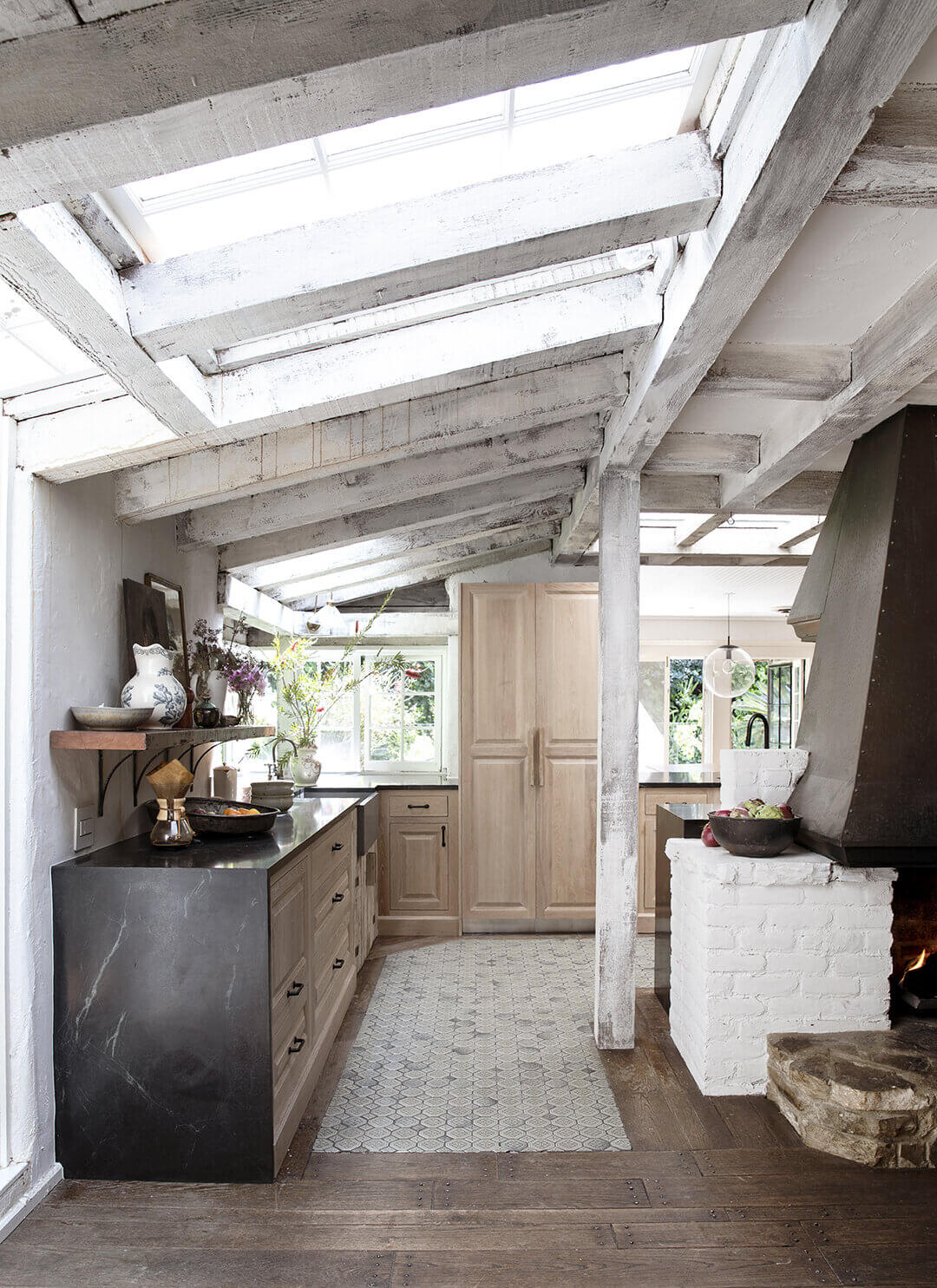 Leanne Ford's Rustic Los Angeles Home (And It's For Sale) 1 leanne ford rustic los angeles home nordroom Leanne Ford's Rustic Los Angeles Home (And It's For Sale)