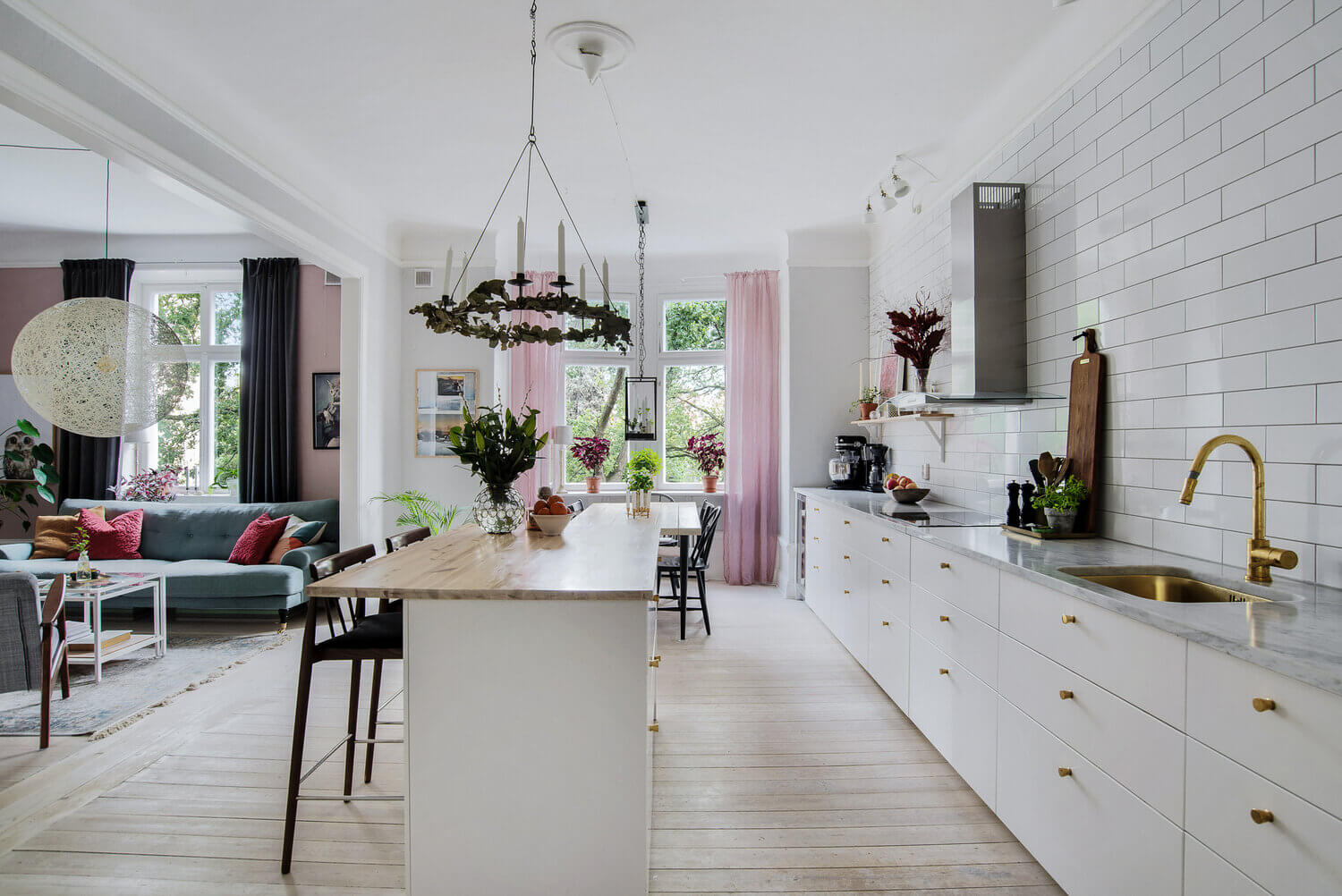 A Bright Pink and Blue Scandinavian Apartment 6 pink blue scandinavian apartment nordroom5 A Bright Pink and Blue Scandinavian Apartment