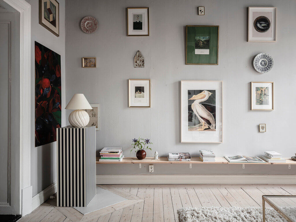 A Dark Green Painted Ceiling In An Art-Filled Apartment 7 ADarkGreenPaintedCeilinginanArt FilledApartment TheNordroom6 A Dark Green Painted Ceiling In An Art-Filled Apartment