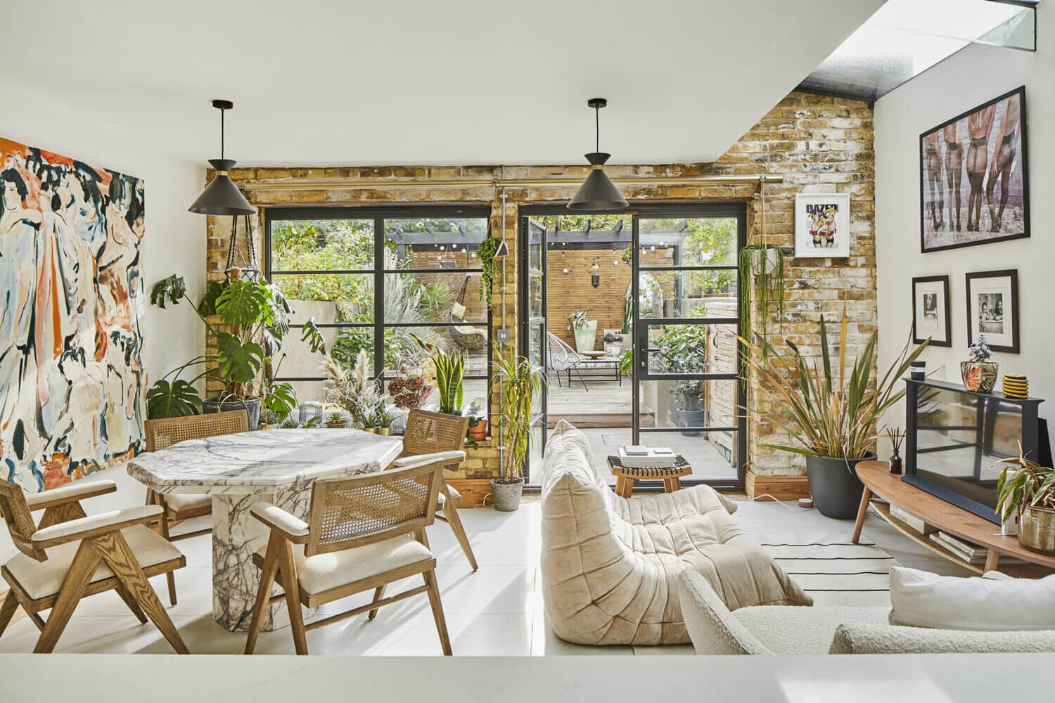 Neutral Tones in an Art-Filled Victorian Home with Surprising Bathrooms 1 neutral art filled victorian home nordroom Neutral Tones in an Art-Filled Victorian Home with Surprising Bathrooms