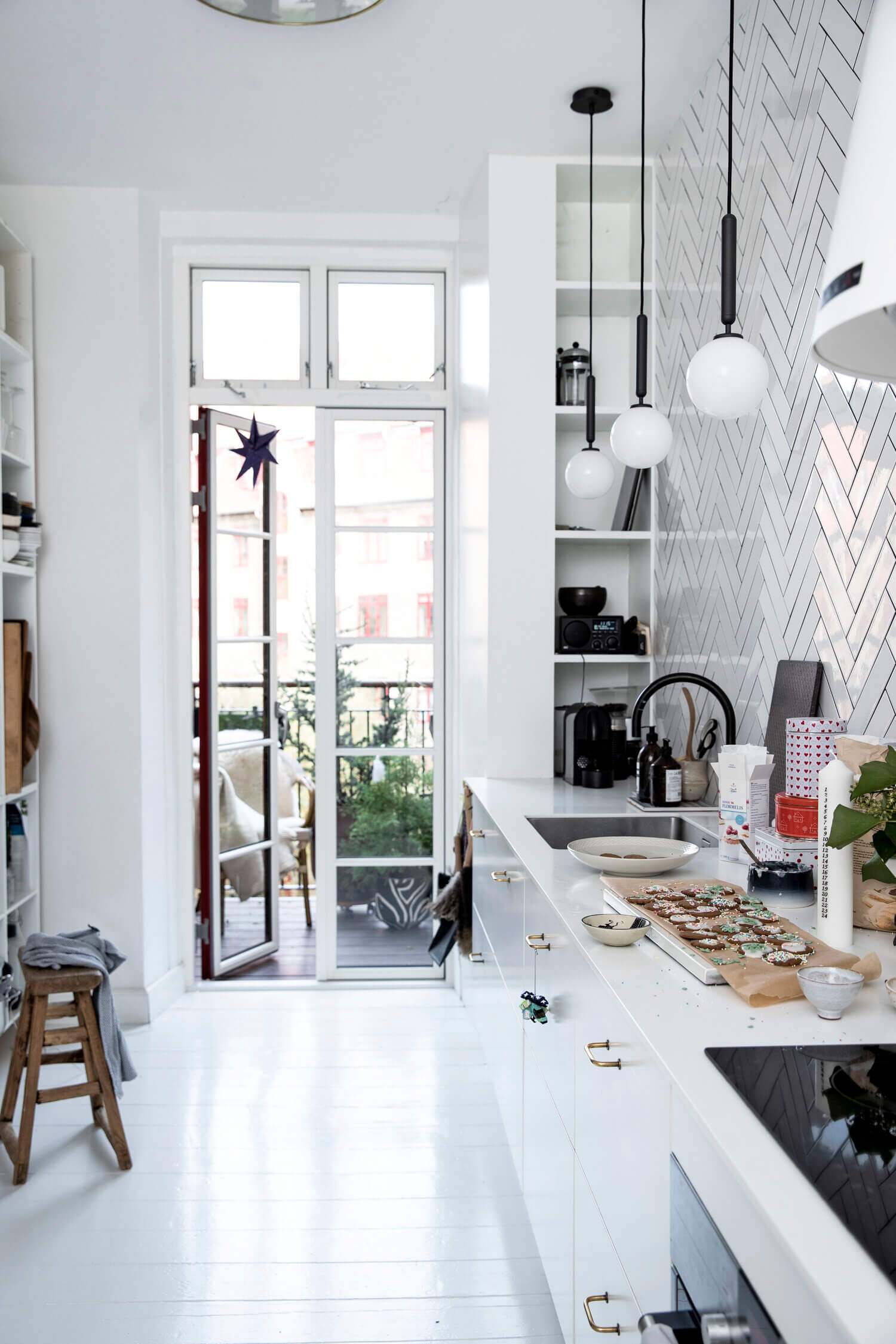 An Art-Filled Danish Home Decorated For Christmas 11 art filled danish home christmas decor nordroom10 An Art-Filled Danish Home Decorated For Christmas
