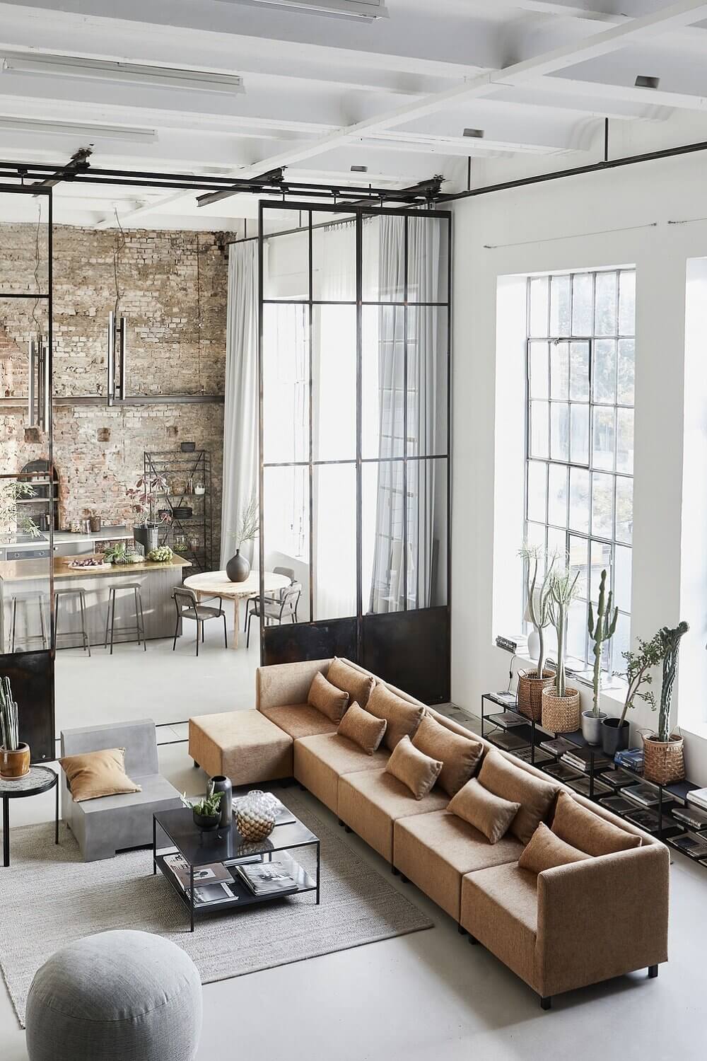 Best of 2021: Studio & Loft Apartments 2 industrial-loft-house-doctor-hamburg-new-york-nordroom