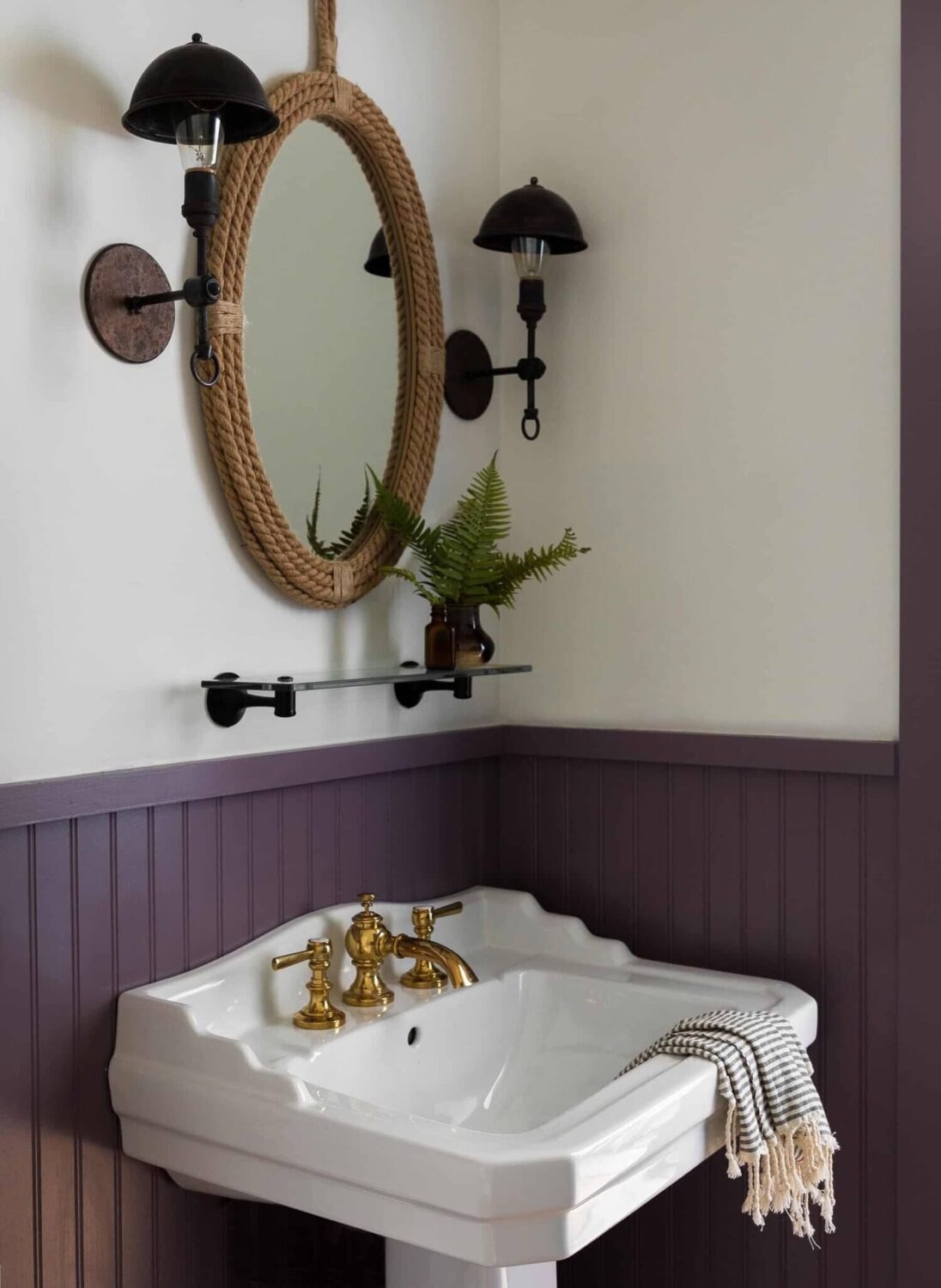 A Moody Cabin and Snug Designed by Heidi Caillier 19 AMoodyCabinandSnugDesignedbyHeidiCaillier TheNordroom6 A Moody Cabin and Snug Designed by Heidi Caillier