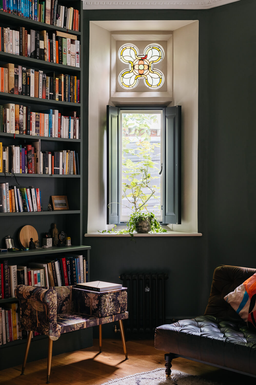 36 Home Library Ideas That Are A Book-Lover's Dream 25 tiny-reading-nook-dark-green-walls-bookcase-nordroom