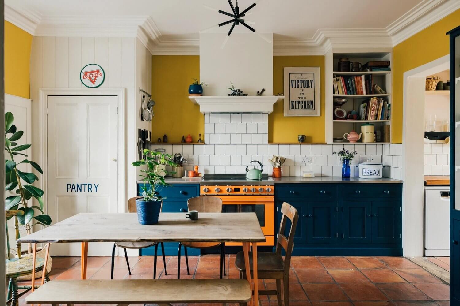 A Colorful Early 19th-Century House in England 3 AColorfulEarly19th CenturyHouseinEngland TheNordroom2 A Colorful Early 19th-Century House in England