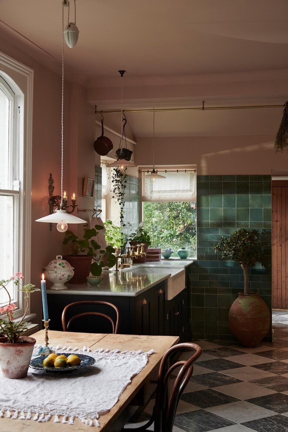 A Classic deVOL Kitchen with Mediterranean Color Scheme 2 classic-devol-kitchen-mediterranean-colors-nordroom