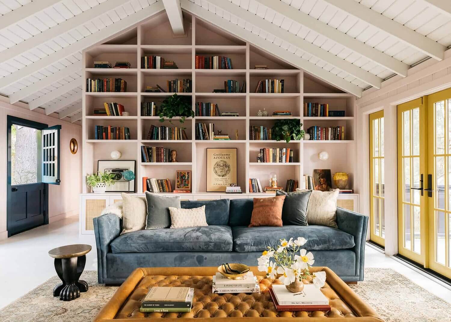 A Pink Living Room in a Mid-Century Home in Los Angeles 1 pink-living-room-bookshelves-midcentury-los-angeles-nordroom