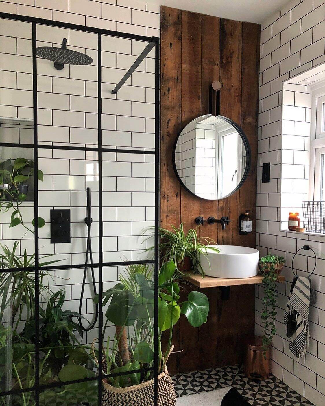 83 Small Bathroom Ideas & How To Make It Look Bigger 50 small-bathroom-design-ideas-nordroom