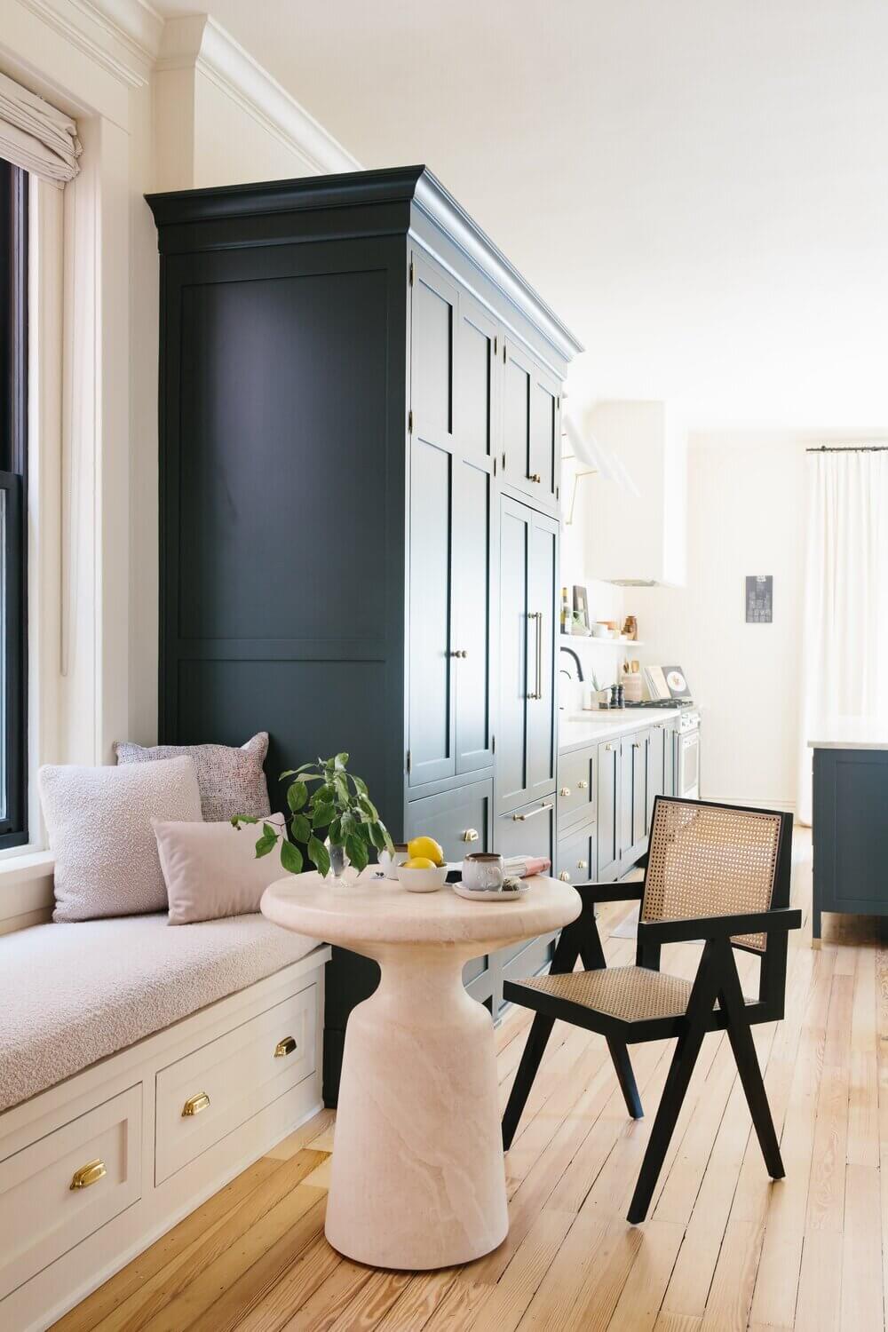 An Elegant European Inspired Home in Louisville 1 elegant-european-inspired-home-louisville-nordroom