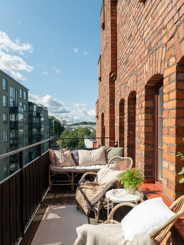 A Stockholm Maisonette Decorated in Warm Neutrals 18 stockholm-apartment-warm-neutral-color-palette-nordroom