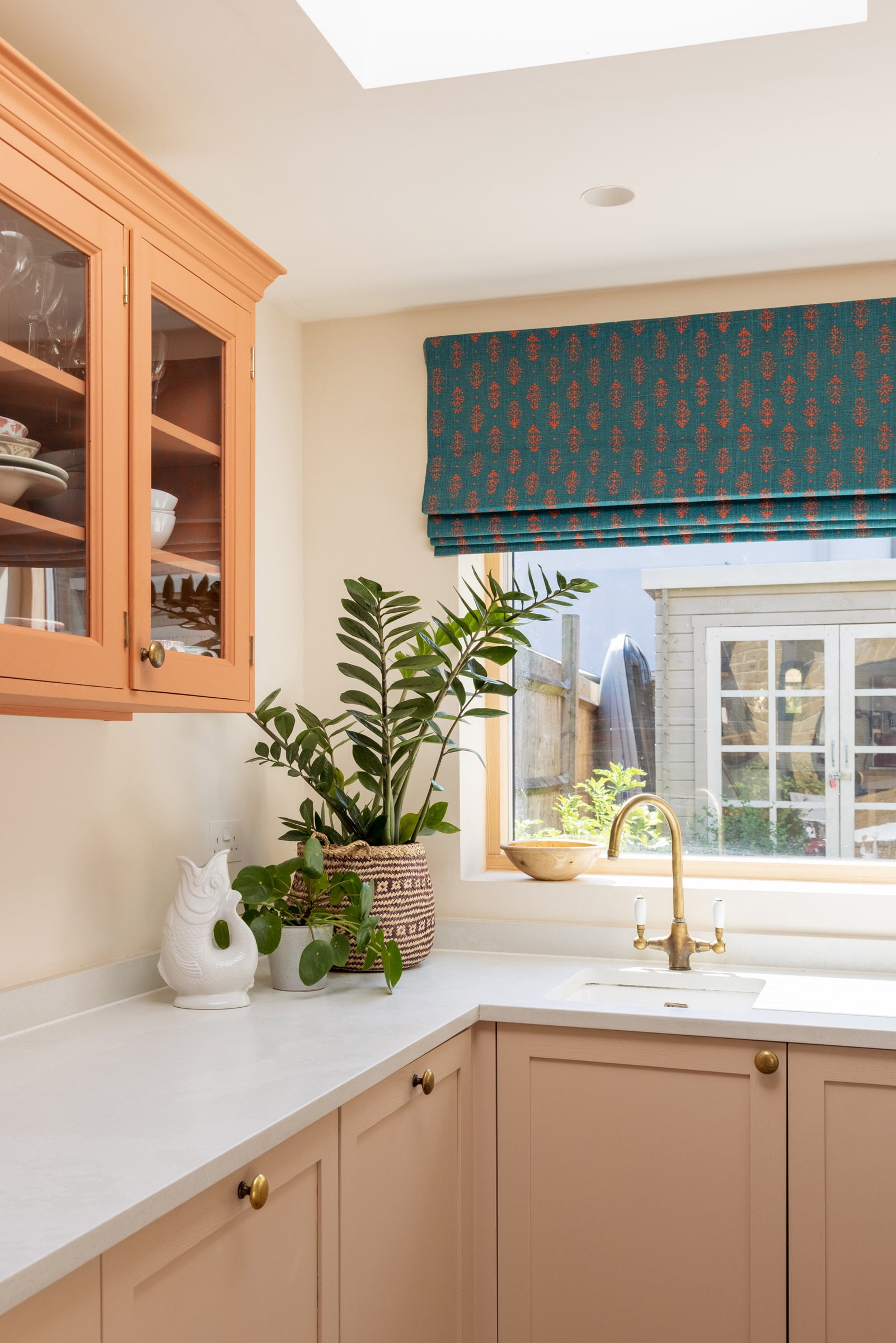 Colorful Rooms in a Historic London House 8 8 Colorful Rooms in a Historic London House