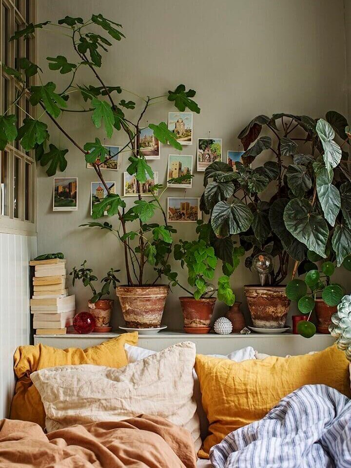 Small Bedroom Decorating Ideas That You'll Love 16 small-bedroom-decorating-ideas-nordroom