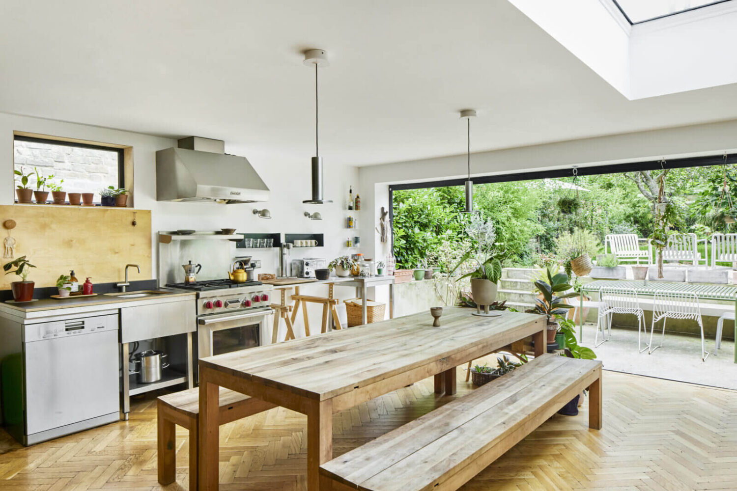 An Open-Plan Victorian House in London 9 open-plan-loft-victorian-townhouse-london-nordroom
