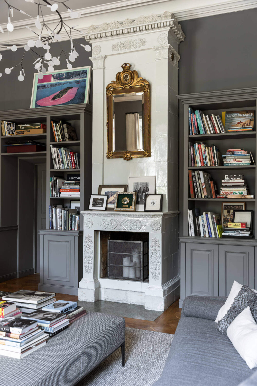 fireplace-bookshelves-gray-apartment-sweden-nordroom