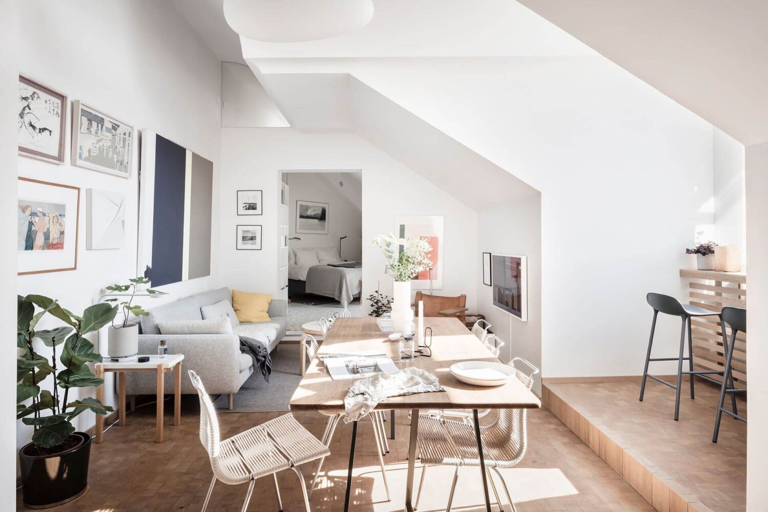 Window Seats & Creative Ideas in a Light Attic Apartment 1 living-room-scandinavian-decor-nordroom