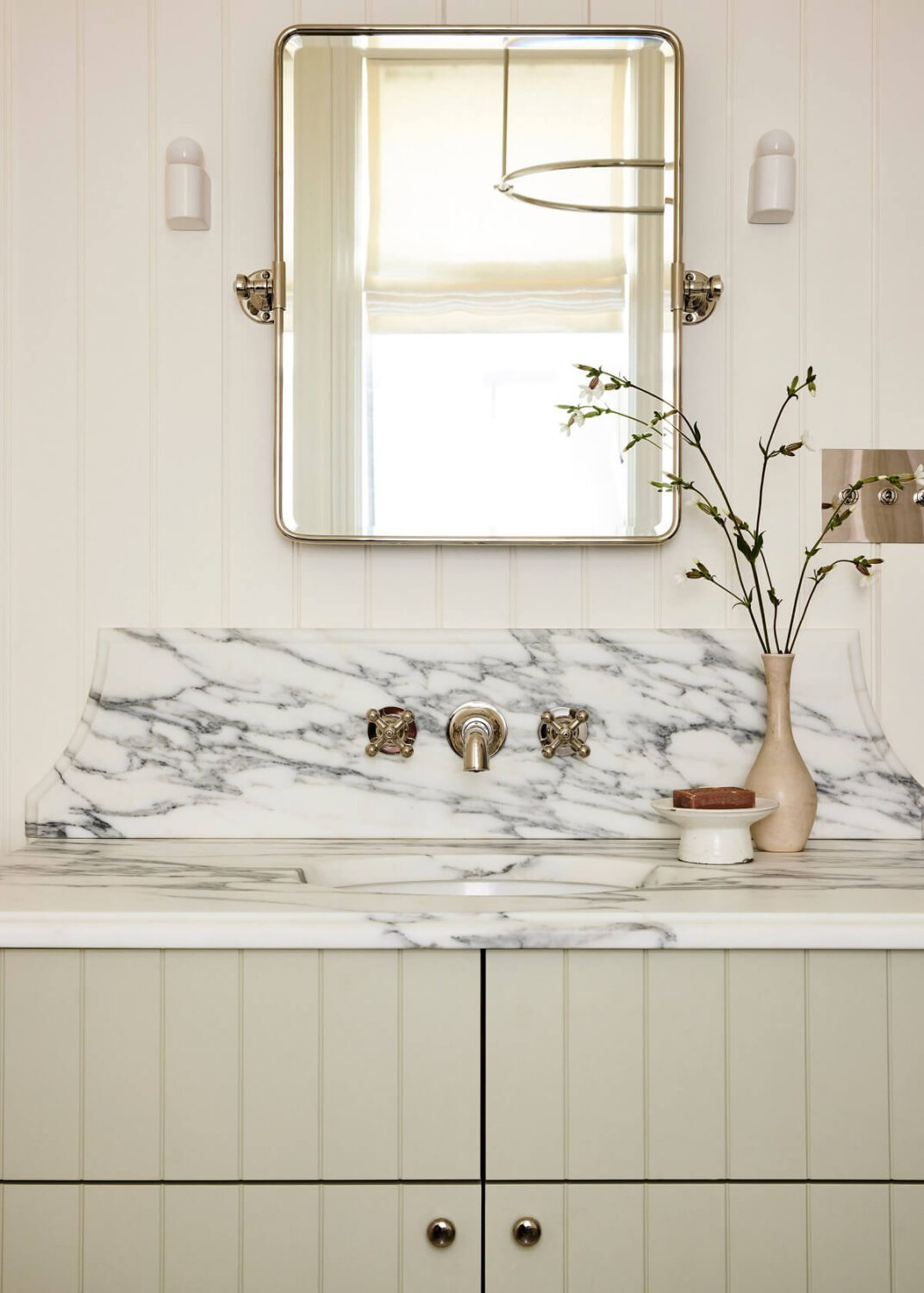 Soothing Tones in a Victorian Brownstone in Jersey City 30 soothing-tones-victorian-brownstone-jersey-city-nordroom