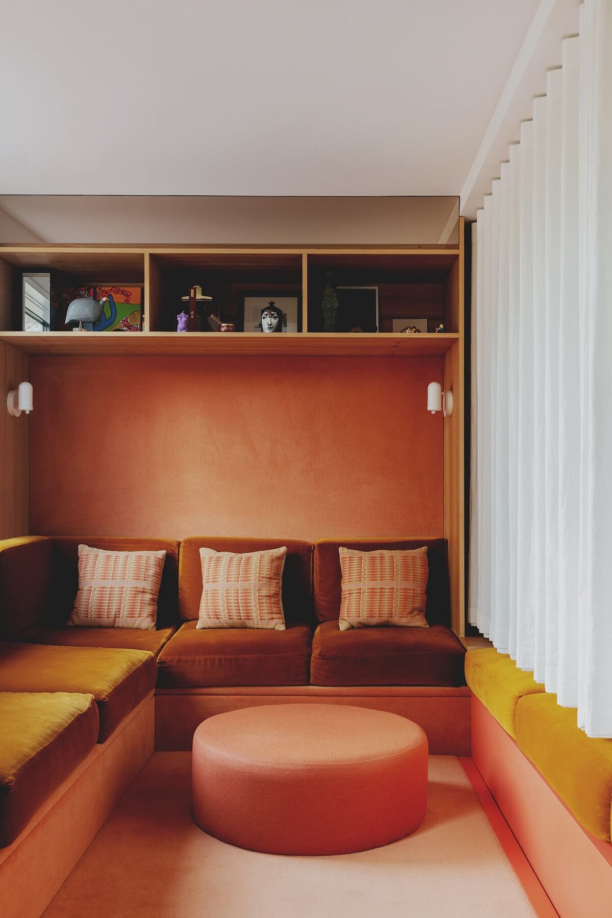 1970s-living-room-built-in-seating-london-townhouse-nordroom