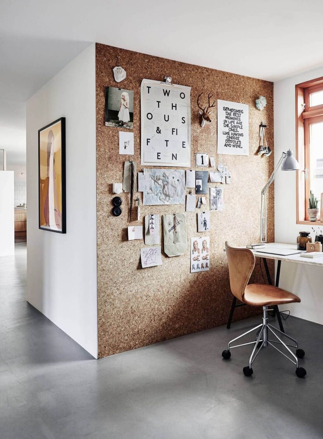 Best of 2021: Home Offices 7 interior-design-trends-2022-home-office-cork-wall-nordroom