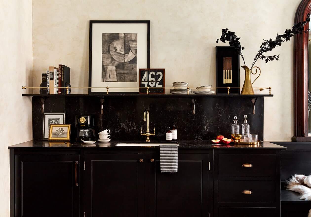 Guild House: A Unique Boutique Hotel in Philadelphia 13 GUILDHOUSE_alice-room-kitchen-black-nordroom