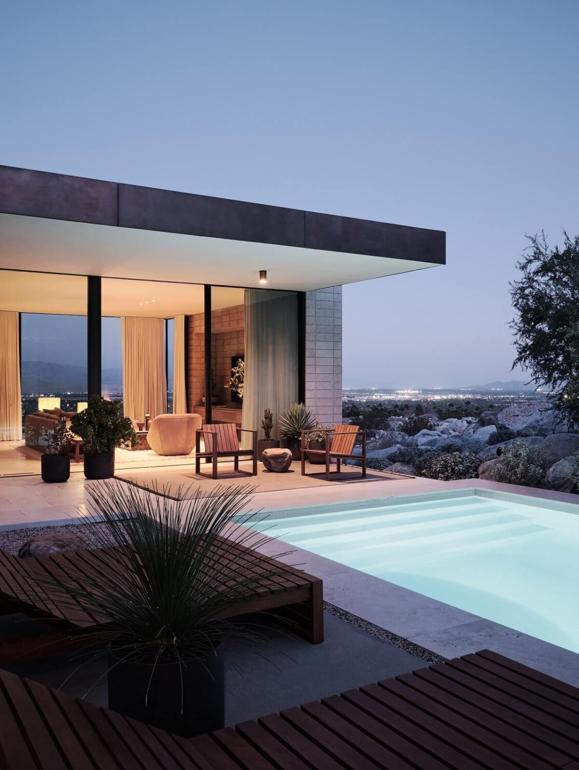 A Modern Architectural Home in Palm Springs 1 outdoor-pool-outdoor-living-modern-home-woods-dangaran-nordroom