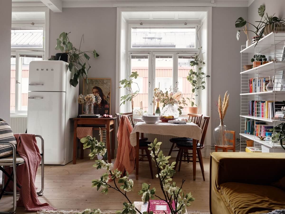A Small Swedish Apartment with Ochre Yellow Sofa 1 small-light-gray-sitting-room-dining-area-nordroom