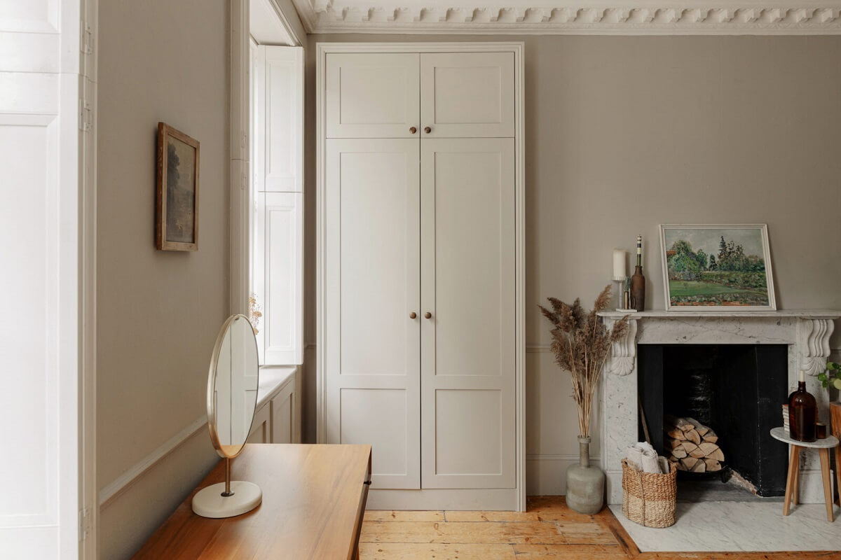A Serene Period Home in London with Garden 12 fireplace-built-in-wardrobe-bedroom-london-flat-nordroom