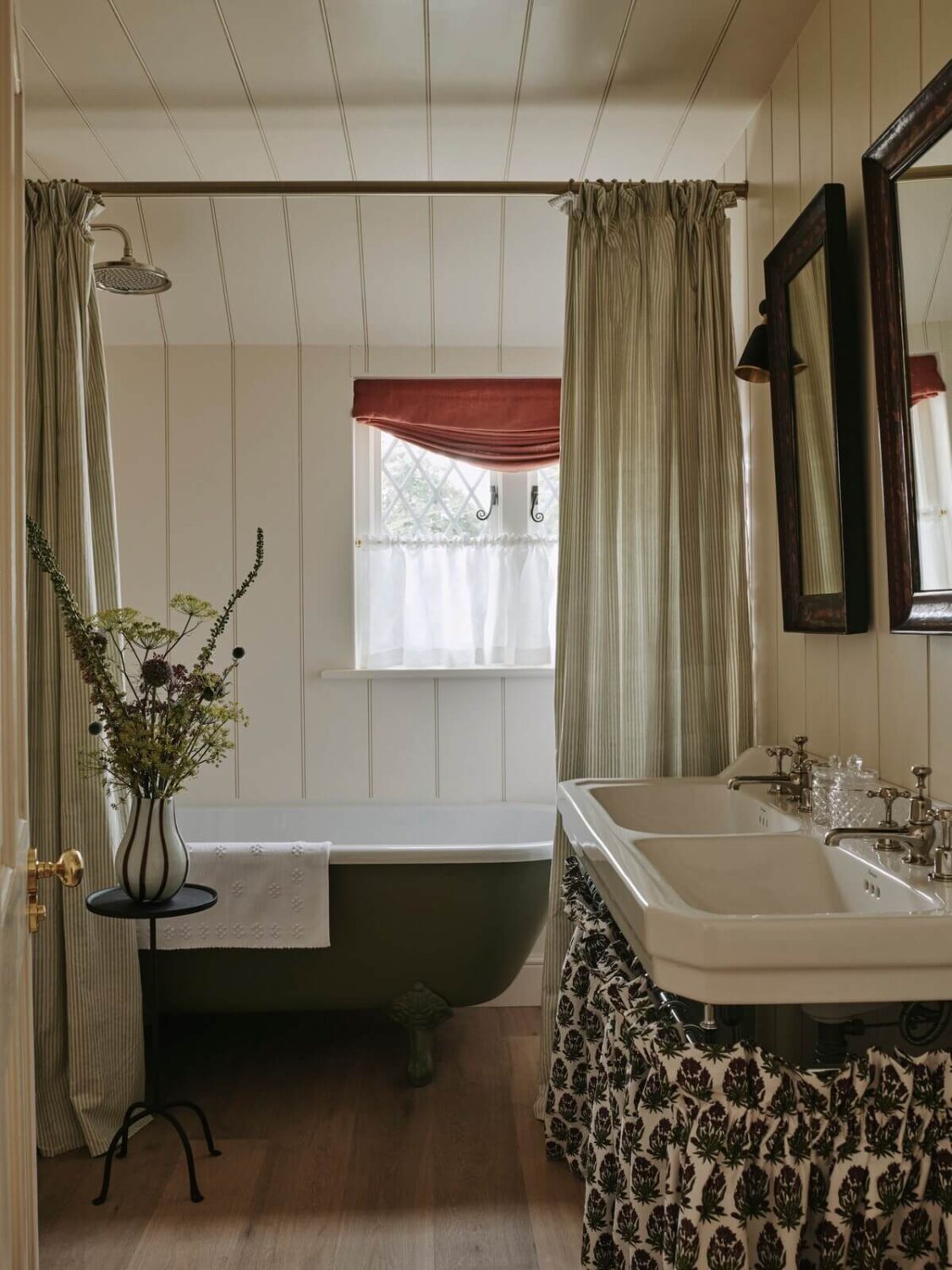 A Magical Pink Cottage in the English Countryside 16 bathroom-freestanding-bath-green-english-cottage-nordroom