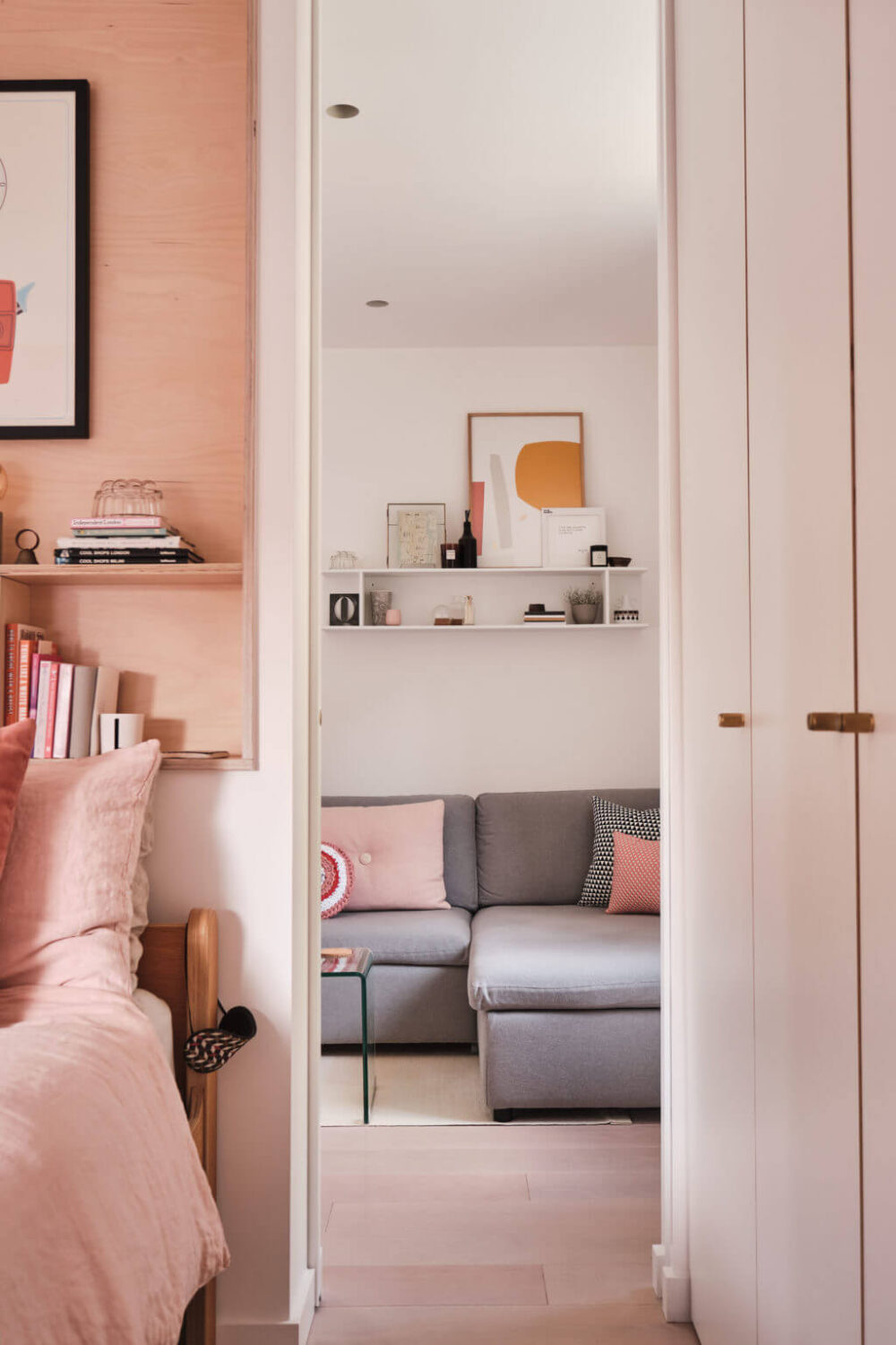 A Modern Award Winning House in London 16 master-bedroom-snug-built-in-wardrobes-nordroom