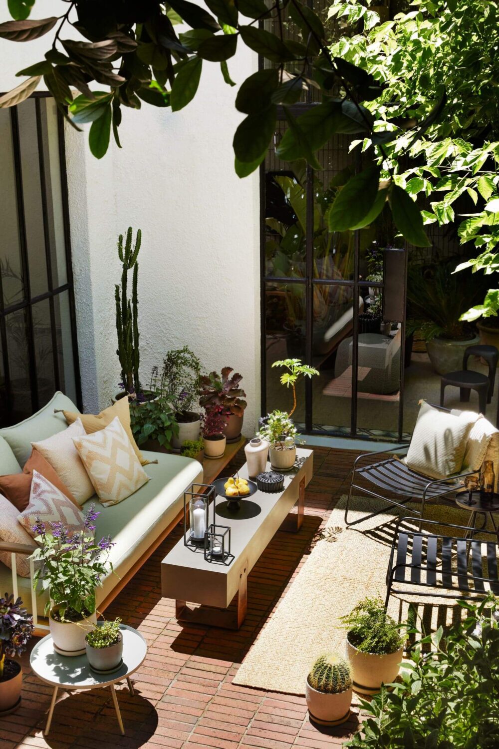 Best of 2023: Outdoor Spaces 8 hm-home-garden-patio-design-summer-inspiration-nordroom
