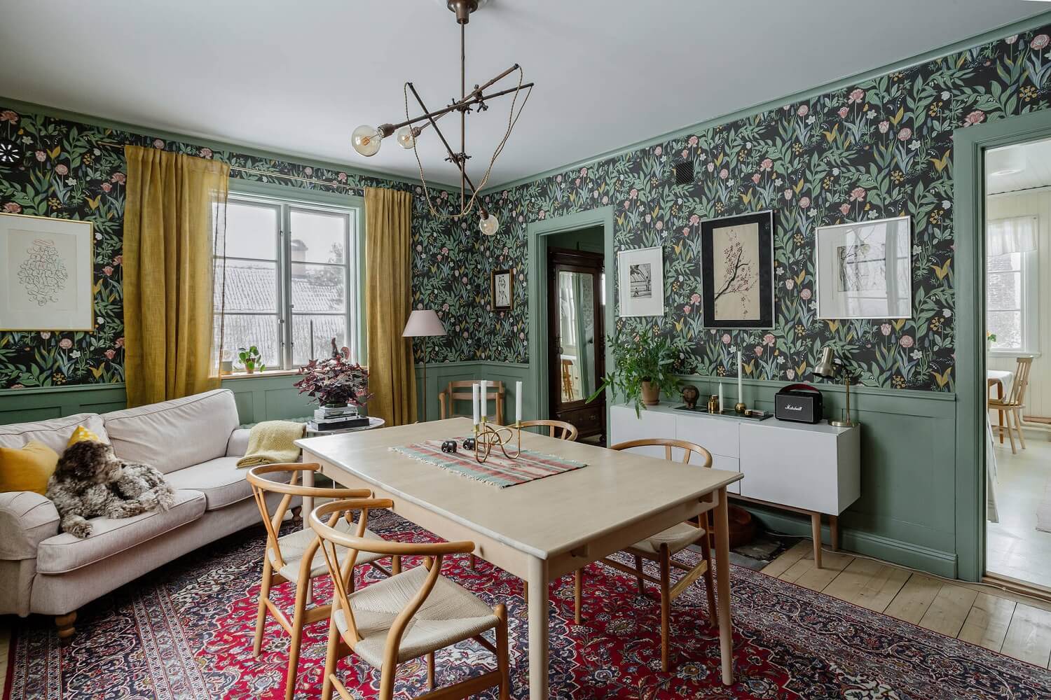 Green Tones and Wallpaper in a Charming Swedish Home 1 spring-garden-borastapeter-wallpaper-living-room-nordroom