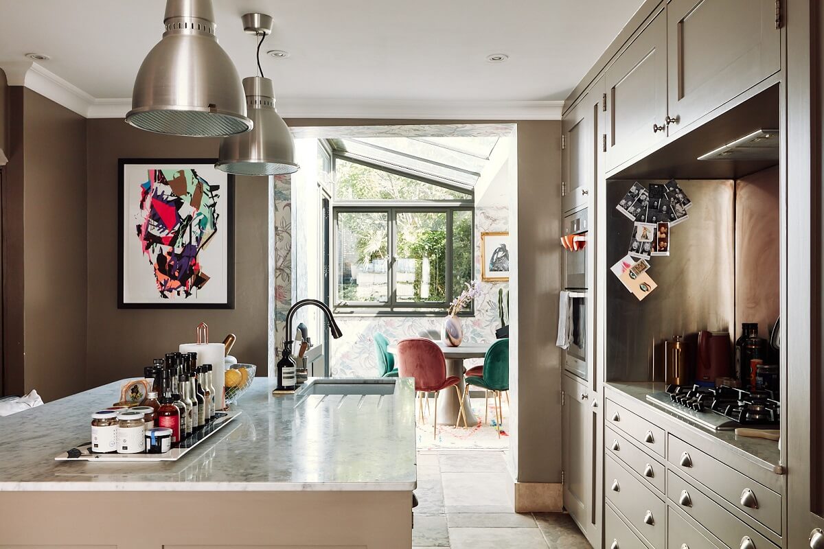 A Pink Living Room in a London Maisonette 9 chelsea-gray-kitchen-cabinets-brown-walls-nordroom