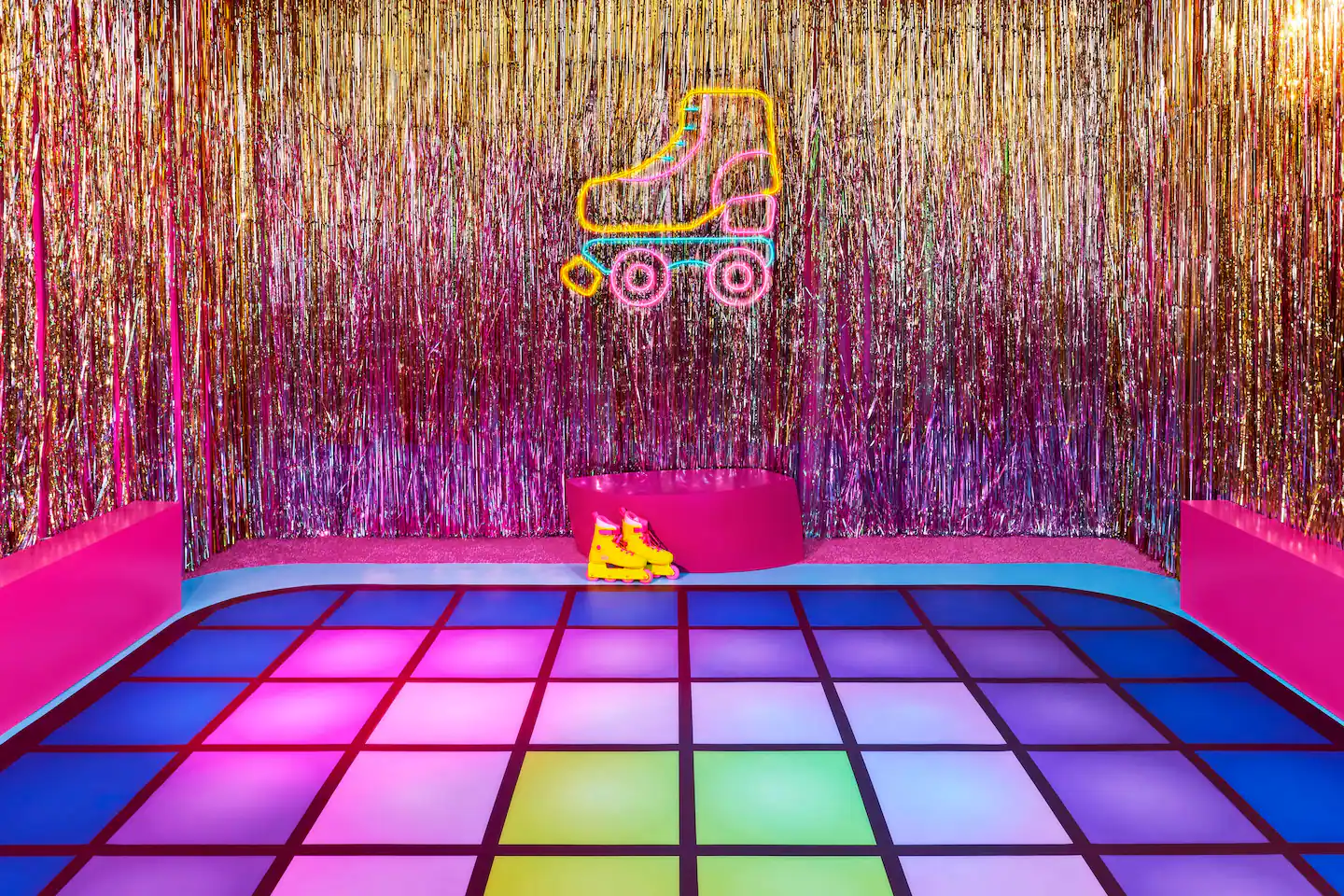 Stay in Barbie's Malibu DreamHouse - Ken's Way! 9 disco-ken-barbie-malibu-dreamhouse-airbnb-nordroom