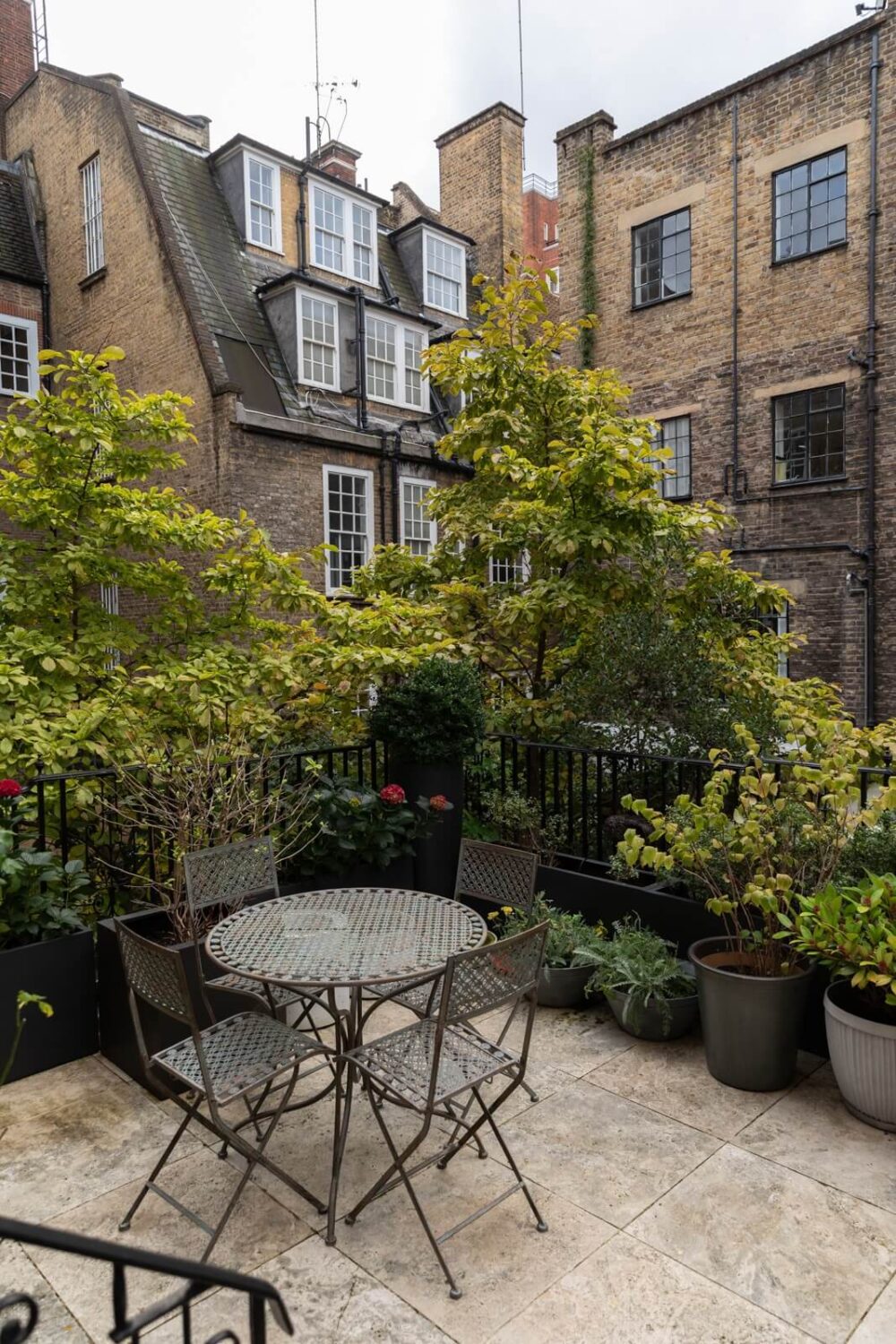 A Unique London Home with Terrazzo Tiles and a Roof Terrace 25 green roof terrace historic achitecture nordroom