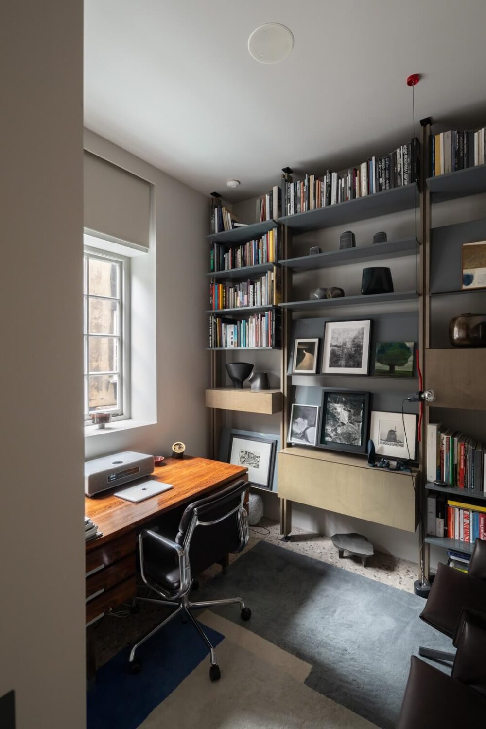 Best of 2023: Home Offices 11 home office bookshelves gray tones nordroom