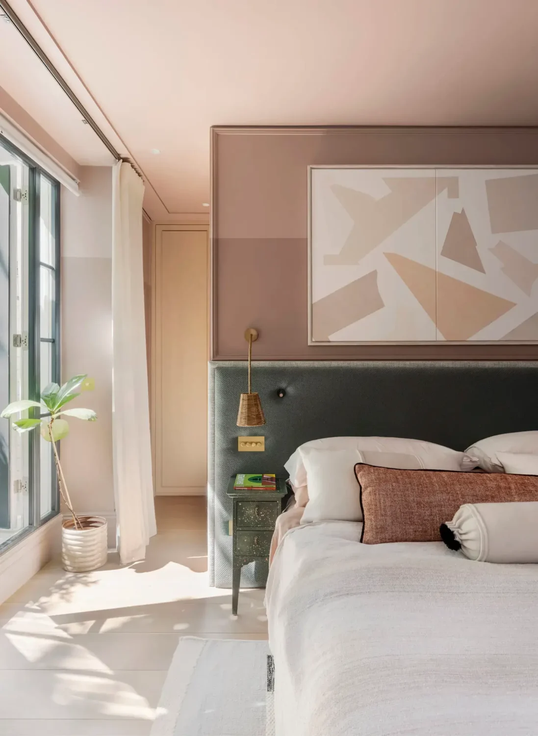 Best of 2023: Bedrooms 11 pink-bedroom-green-headboard-notting-hill-apartment-nordroom