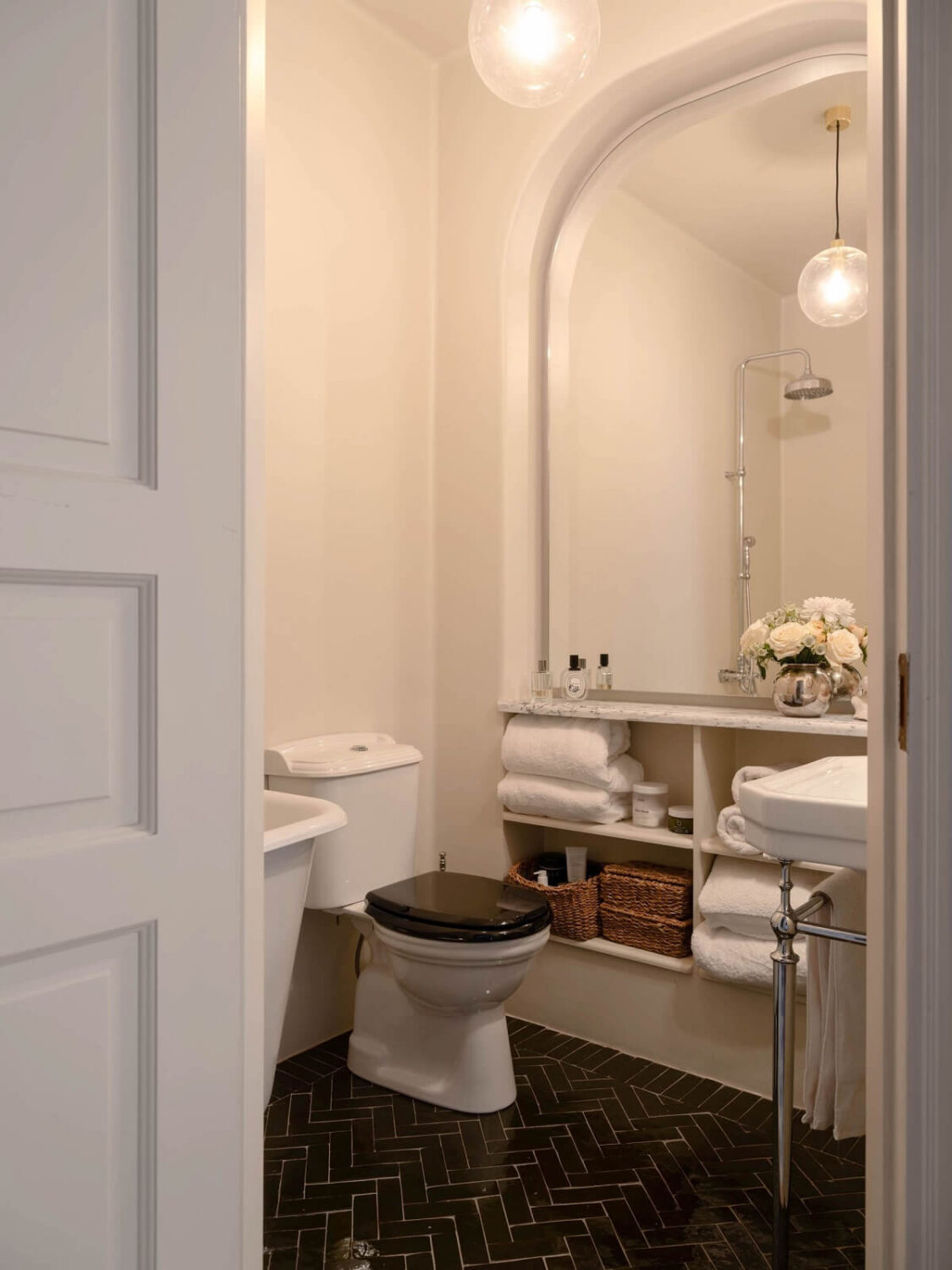 83 Small Bathroom Ideas & How To Make It Look Bigger 10 bathroom with black floor tiles and large mirror