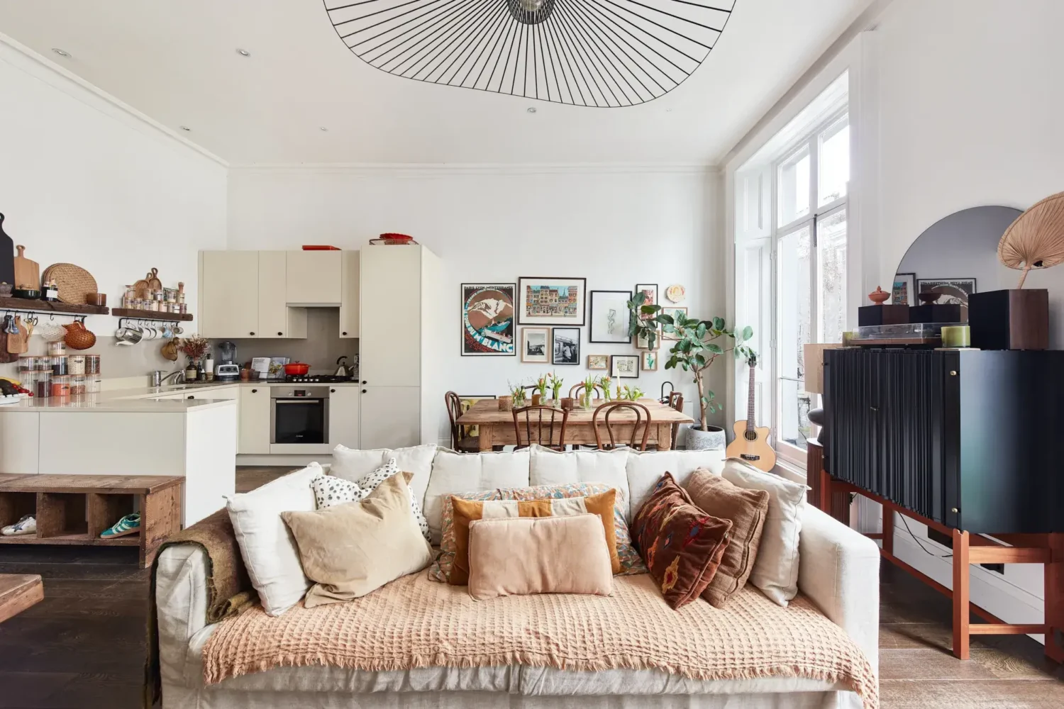 A Charming One-Bedroom Apartment in Notting Hill 3 Notting Hill House 2 A Charming One-Bedroom Apartment in Notting Hill