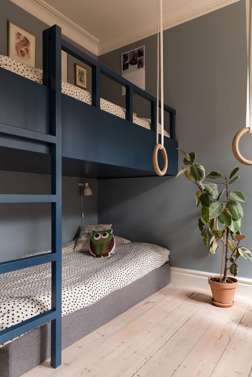 Light Rooms in a Renovated Historic Apartment in Stockholm 15 blue bunk bed and gray walls