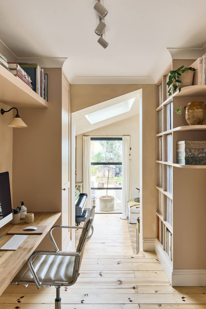 Best of 2024: Home Offices 6 home office with built in wooden desk