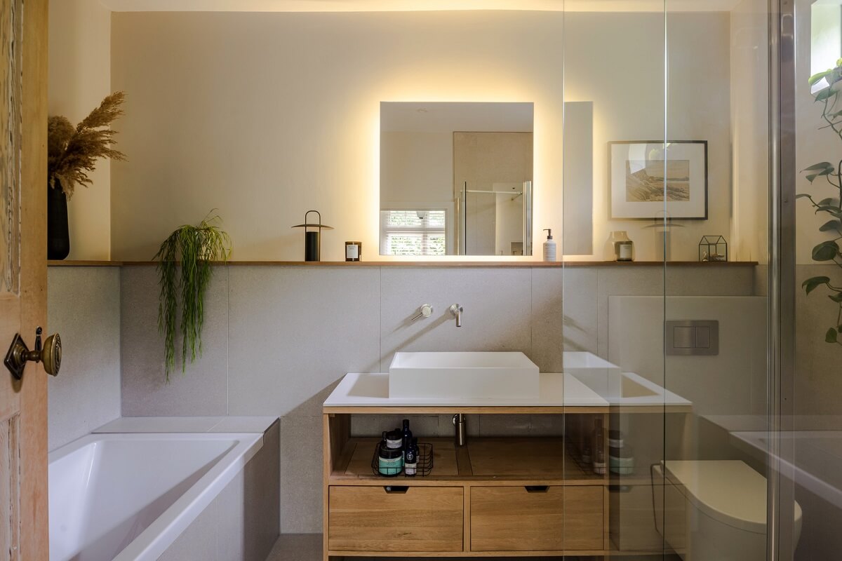 A Blend of Old and New in an English Country House 17 baddlesmere 32 A Blend of Old and New in an English Country House