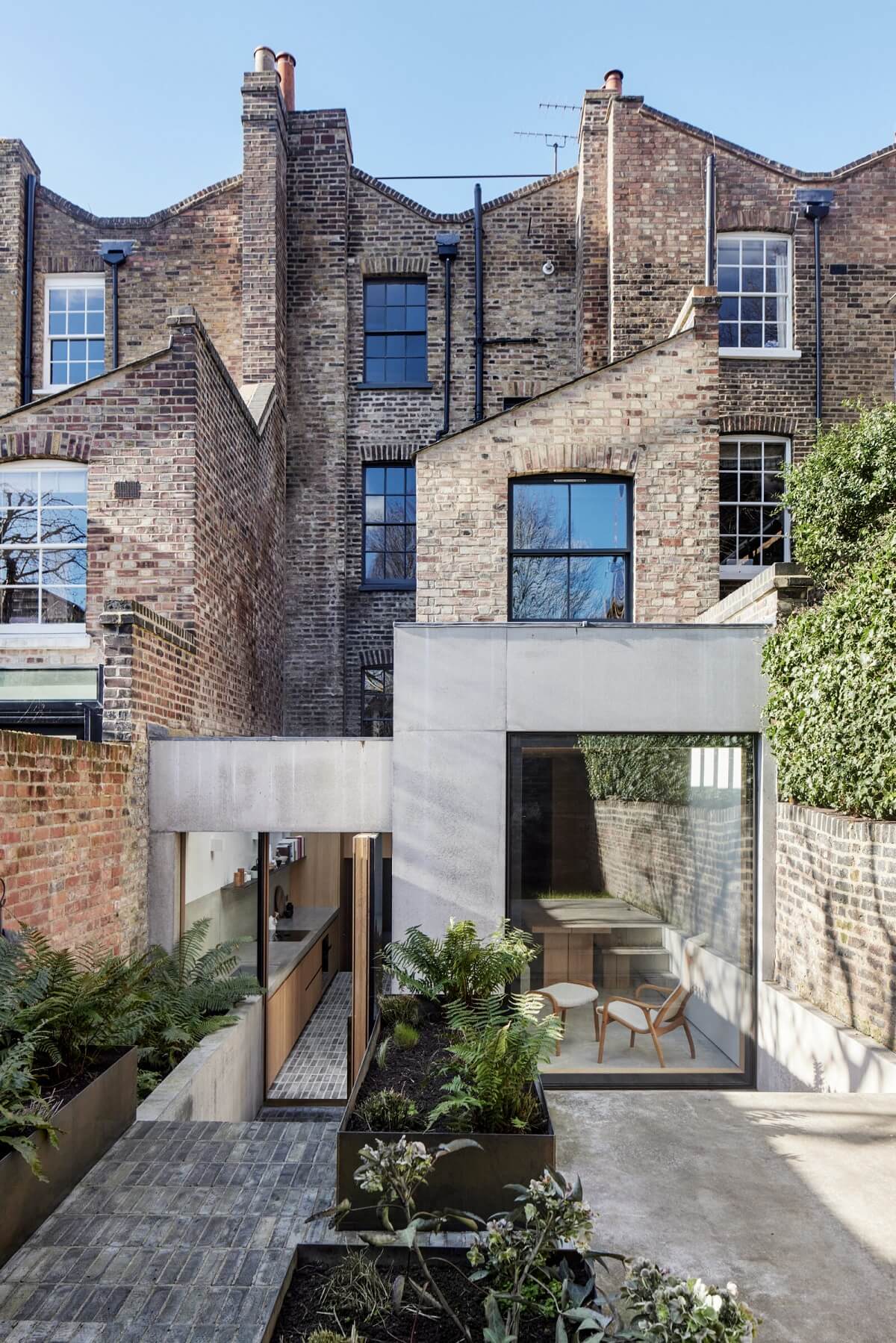 A Georgian Townhouse with a Modern Concrete Extension