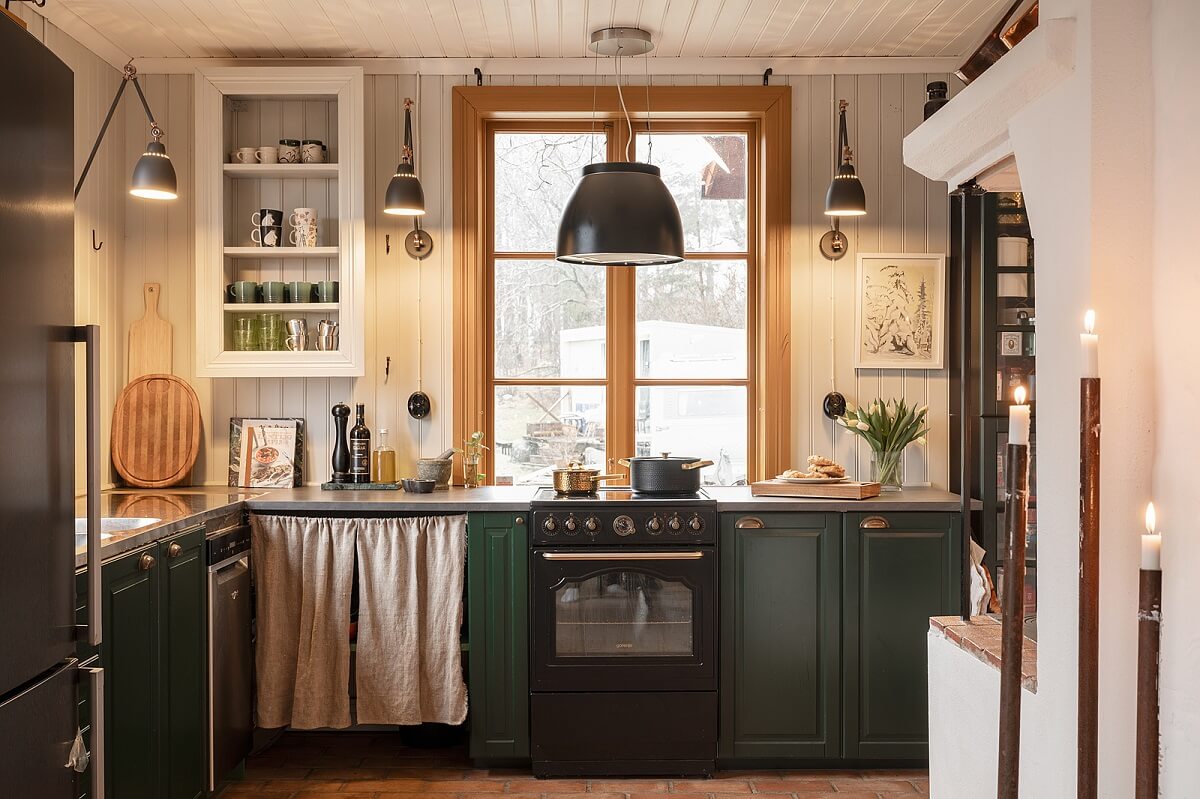 Best of 2024: Kitchens 33 green vintage style kitchen