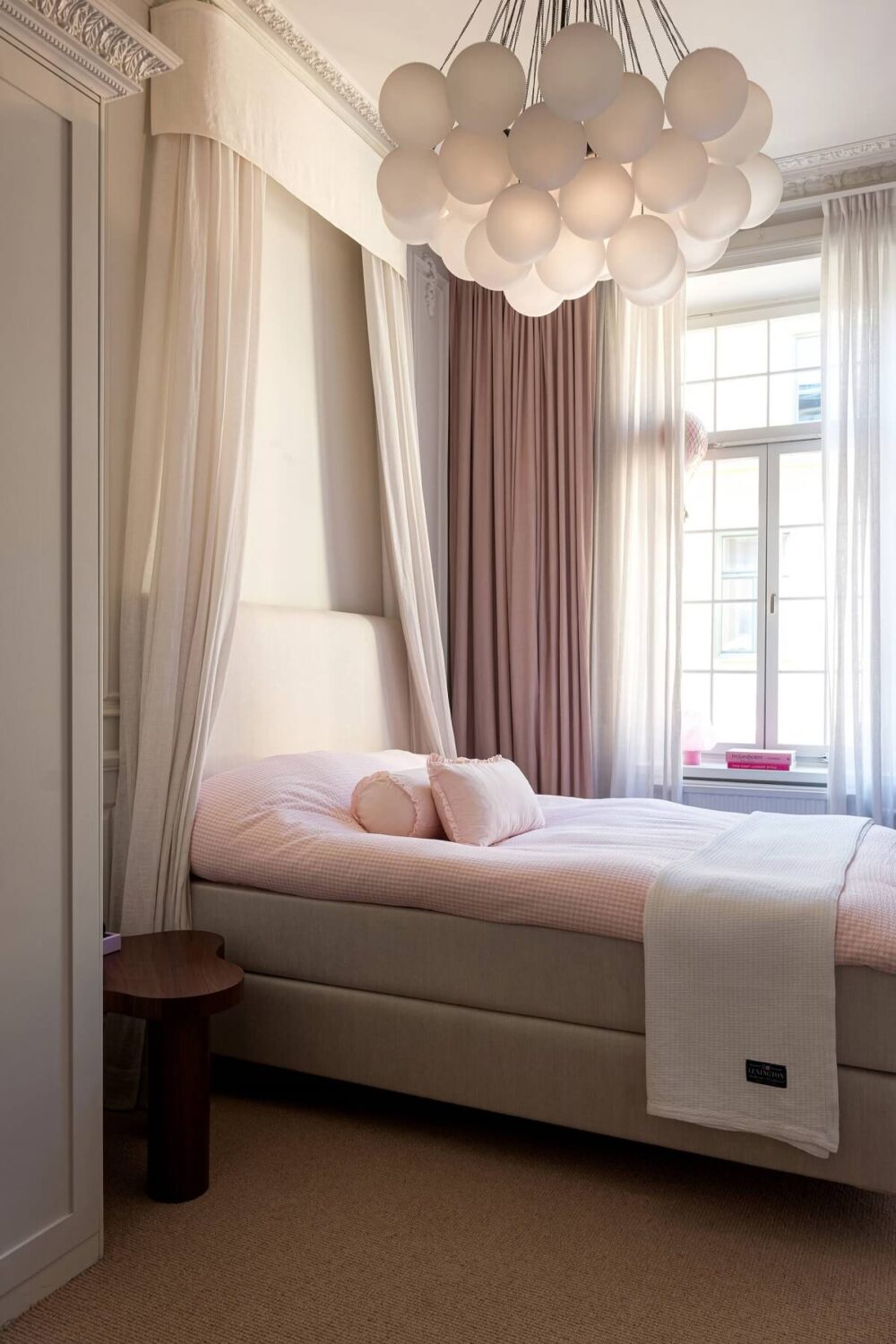 A Luxurious Renovated Turn-of-the-Century Apartment 20 rimage 19 A Luxurious Renovated Turn-of-the-Century Apartment